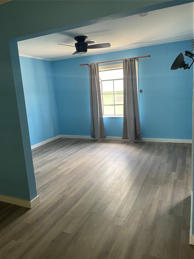 4511 Saddle Dr, Needville, TX 77461 - photo 3