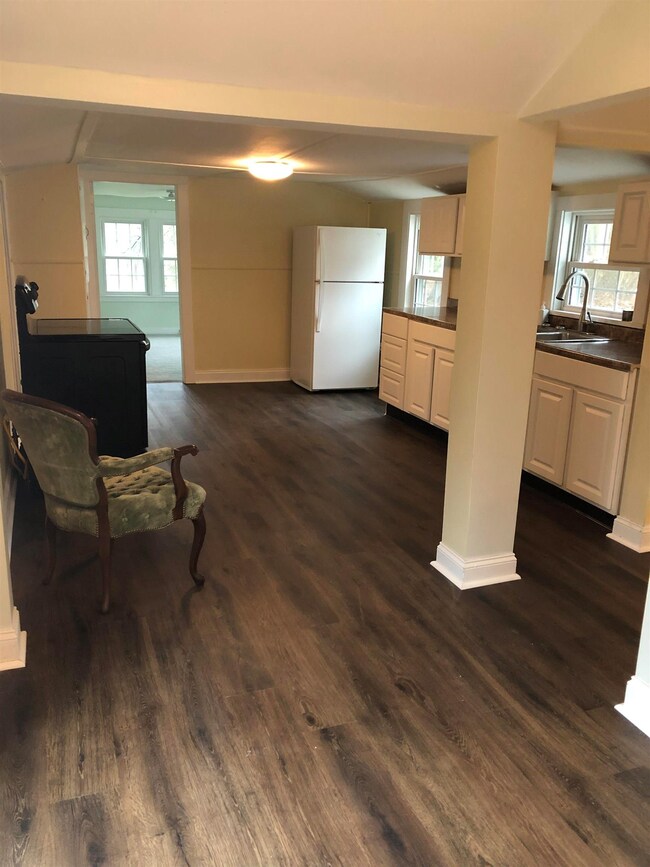 141 Hilldale Ave, South Hampton, NH 03827 - photo 2