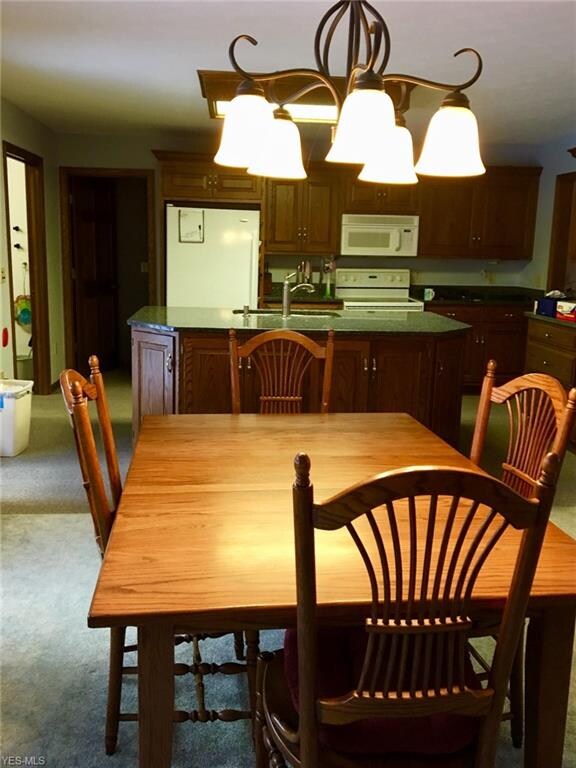 160 Beech St, Doylestown, OH 44230 - photo 5