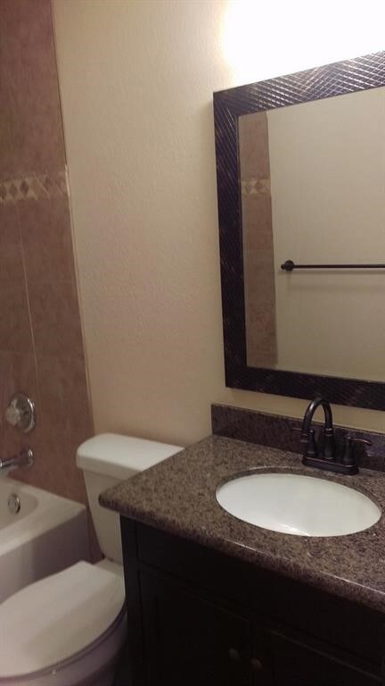 7035 Woodland Dr W, Houston, TX 77040 - photo 3