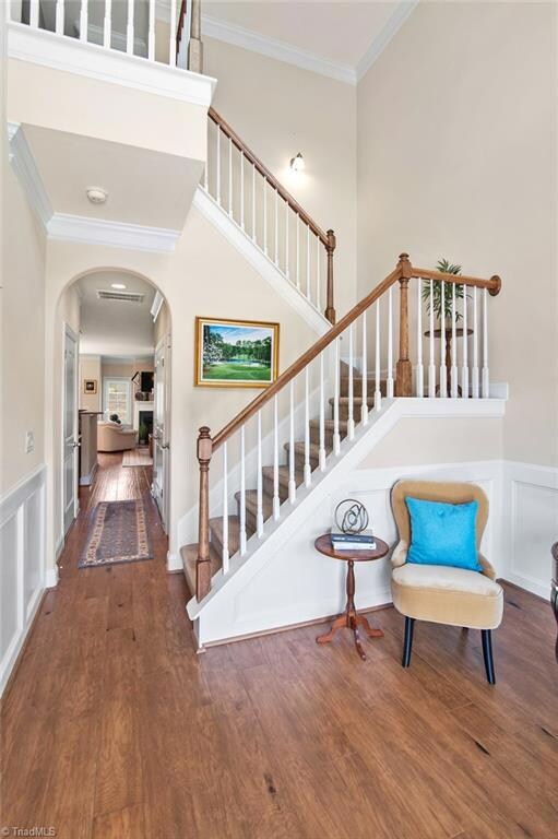 Love the staircase!