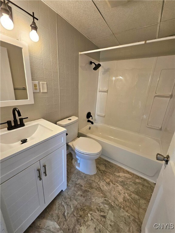 Enlarged photo of upstairs bathroom