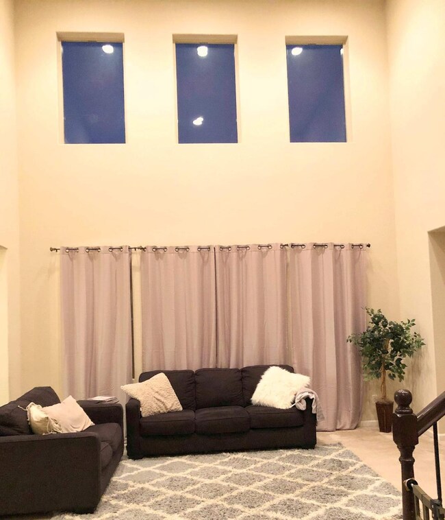 6850 E Cornell Ave, Fresno, CA 93727 - photo 4