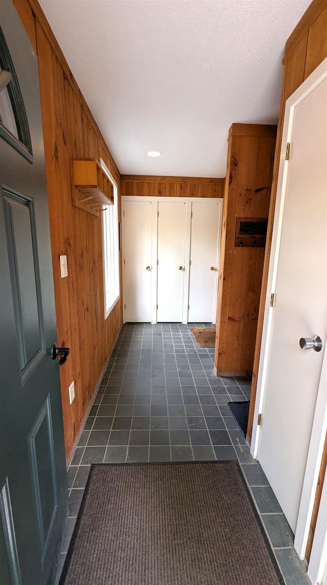 9 Mountain Sun Way unit 22 OTP C, Waterville Valley, NH 03215 - photo 5