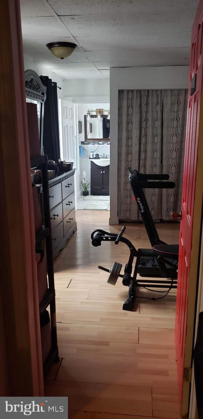 917 Greenwich St, Reading, PA 19604 - photo 6