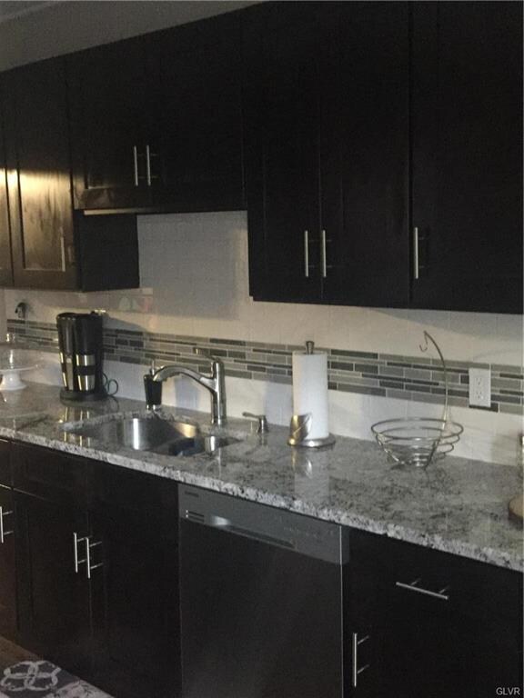 643 N 2nd St, Allentown, PA 18102 - photo 7