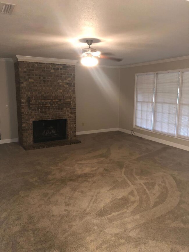 Family room w/ fpl.