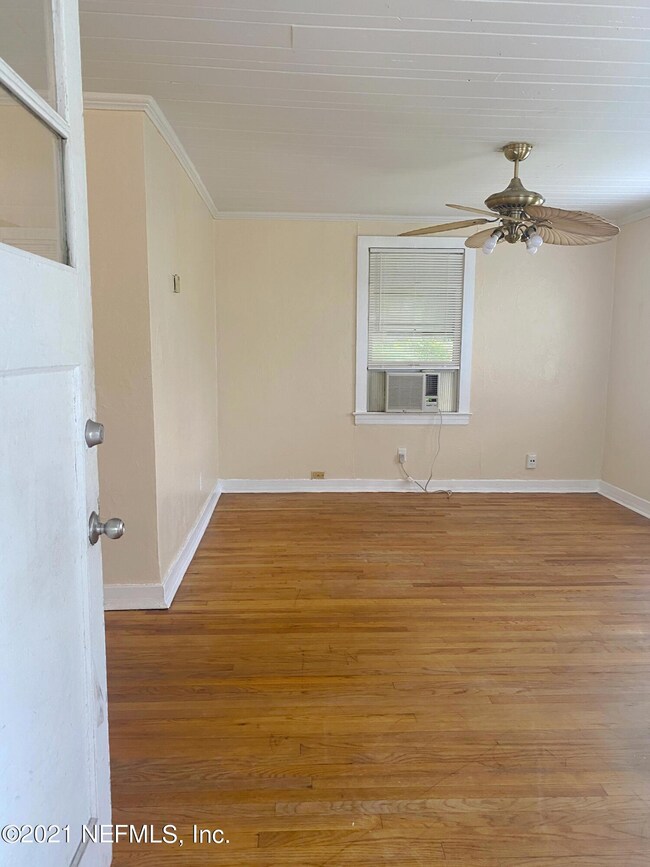 1442 Dancy St, Jacksonville, FL 32205 - photo 2