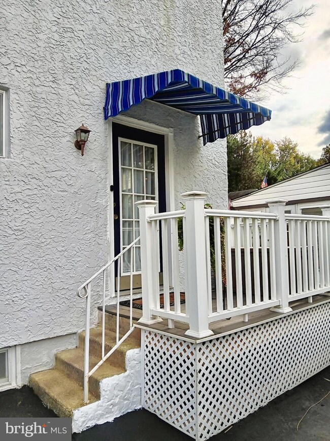 917 Agnes Ave, Morton, PA 19070 - photo 4