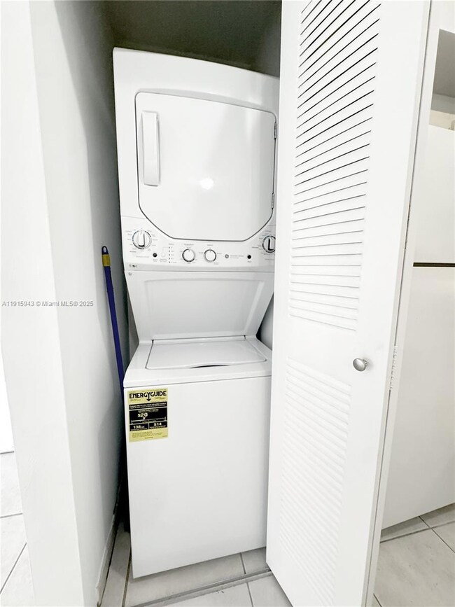 7280 NW 114th Ave unit 1018, Doral, FL 33178 - photo 6