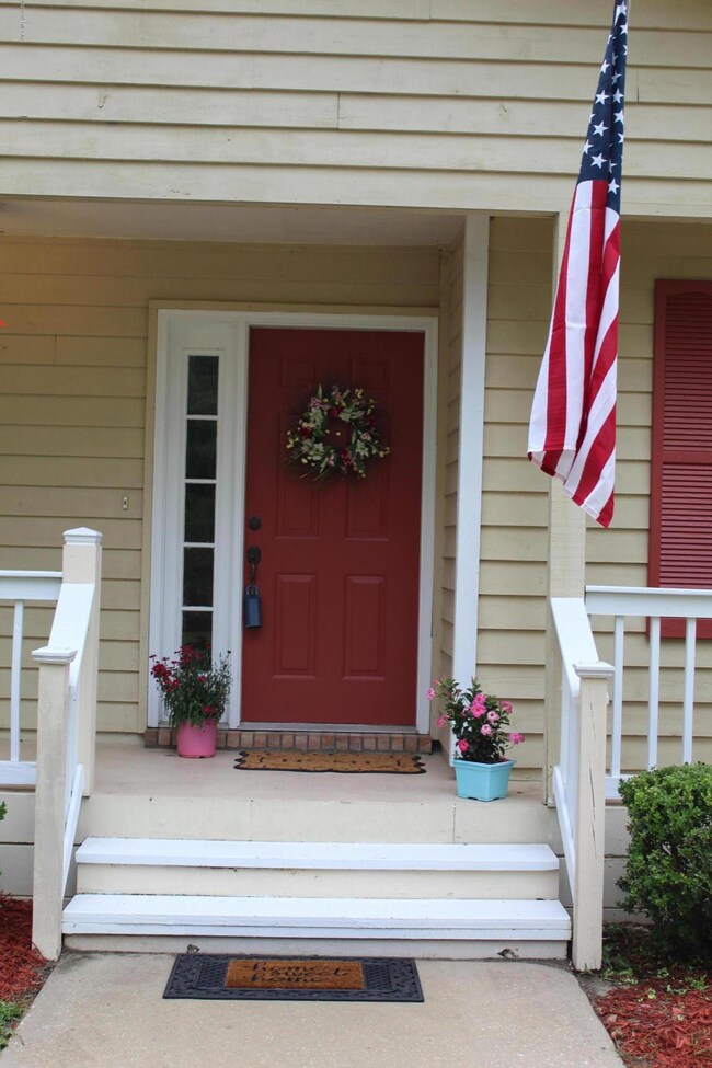 4204 Honeysuckle Cir, Middleburg, FL 32068 - photo 5