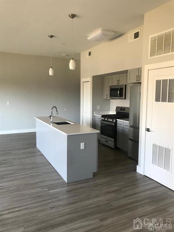 22 Center St unit 205, Metuchen, NJ 08840 - photo 3