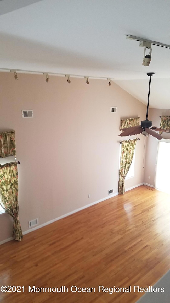 37 Baytree Cir unit 1, North Middletown, NJ 07748 - photo 7