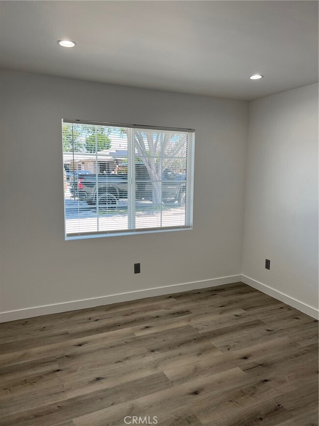 10535 S Burin Ave, Lennox, CA 90304 - photo 6