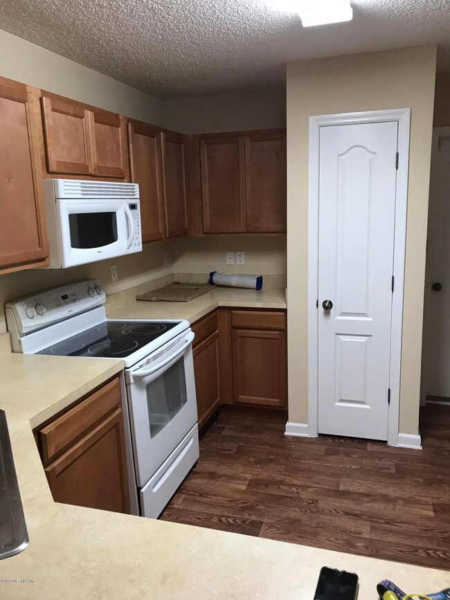 7783 Playschool Ln, Jacksonville, FL 32210 - photo 7