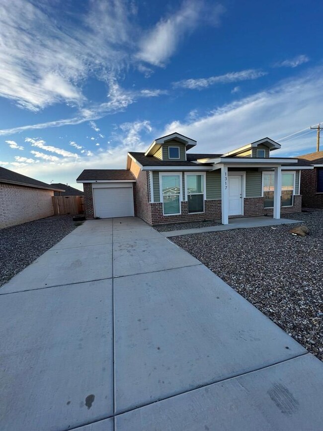 1317 E 93rd St, Odessa, TX 79765 - photo 2