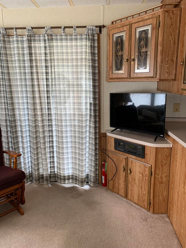 17 Rogers Campground Rd unit PM-17, Lancaster, NH 03584 - photo 7