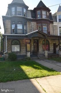 1552 Mineral Spring Rd, Reading, PA 19602 - photo 2