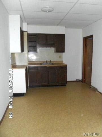 253 Vandervoort St, North Tonawanda, NY 14120 - photo 2