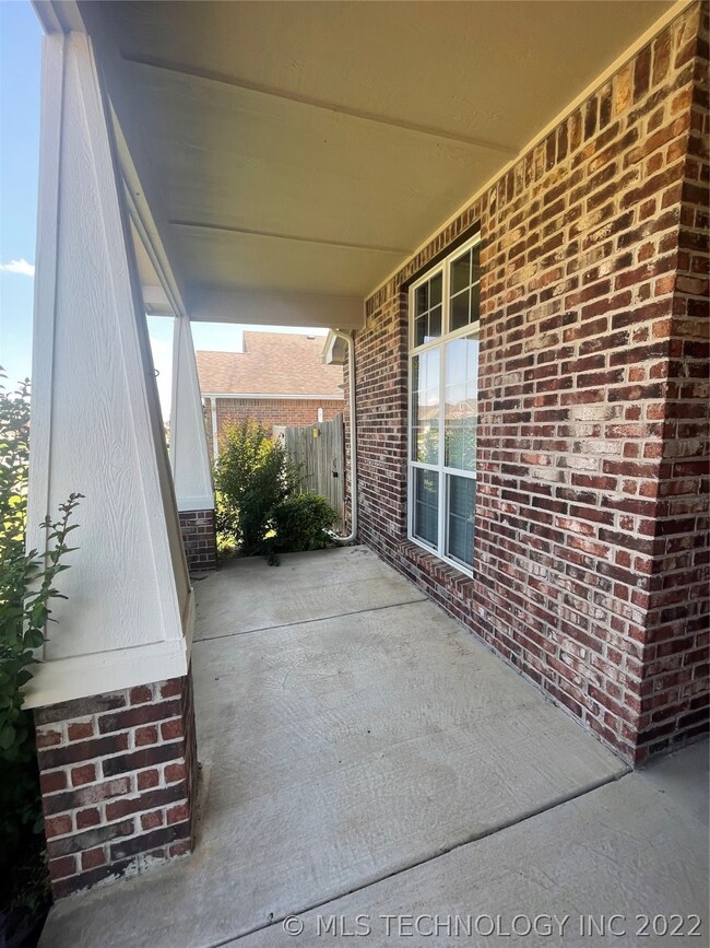 4484 S 202nd East Ave, Broken Arrow, OK 74014 - photo 4