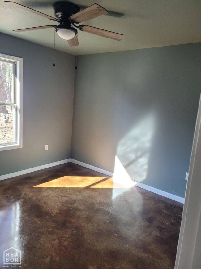 1001 Temple St, Trumann, AR 72472 - photo 4