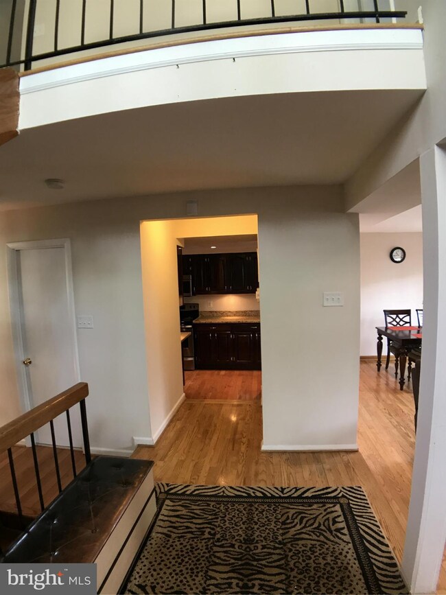 18443 Stone Hollow Dr, Germantown, MD 20874 - photo 6