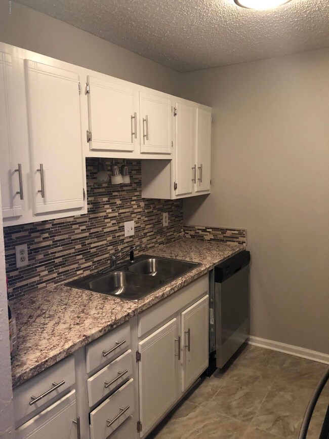 Kitchen Left