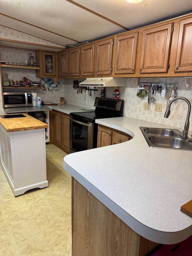 1023 Dogwood Cir, Wildwood, FL 34785 - photo 6