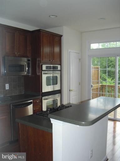 42035 Bushclover Terrace, Stone Ridge, VA 20105 - photo 2