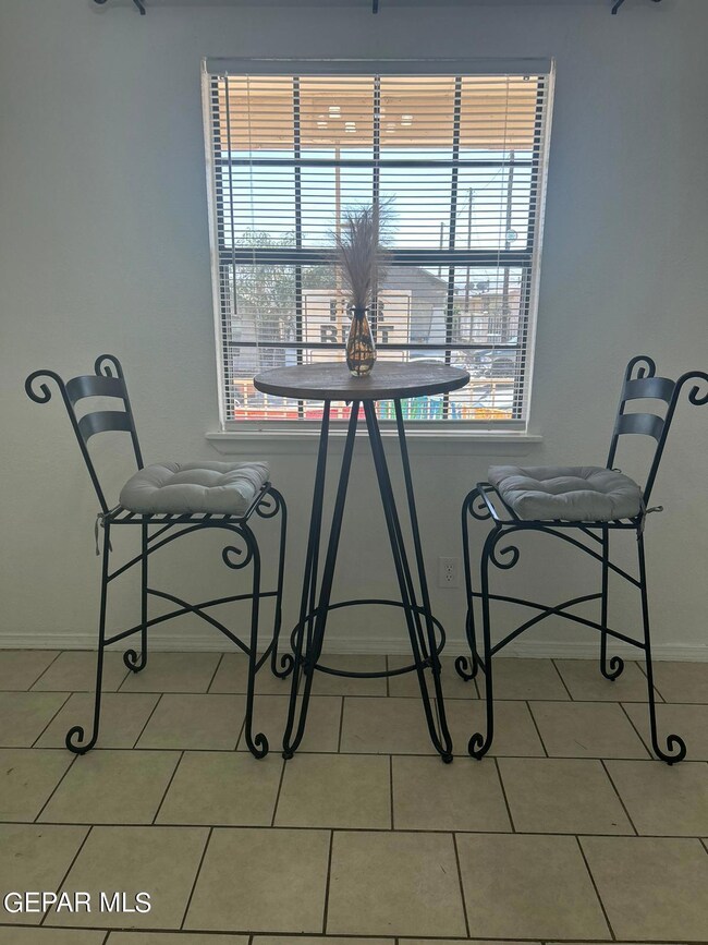 2207 Murchison Dr unit A, El Paso, TX 79930 - photo 7