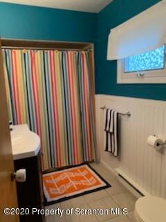 139 Holden St, Dupont, PA 18641 - photo 2