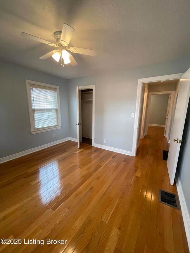 Bedroom 1b
