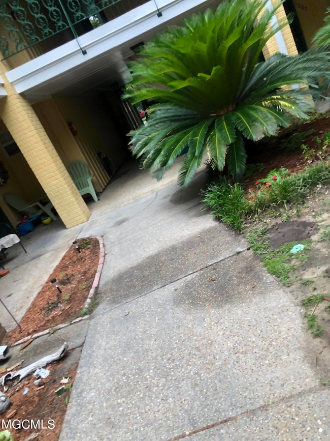 3059708E-E5A1-4B55-81A9-93393D47AD73