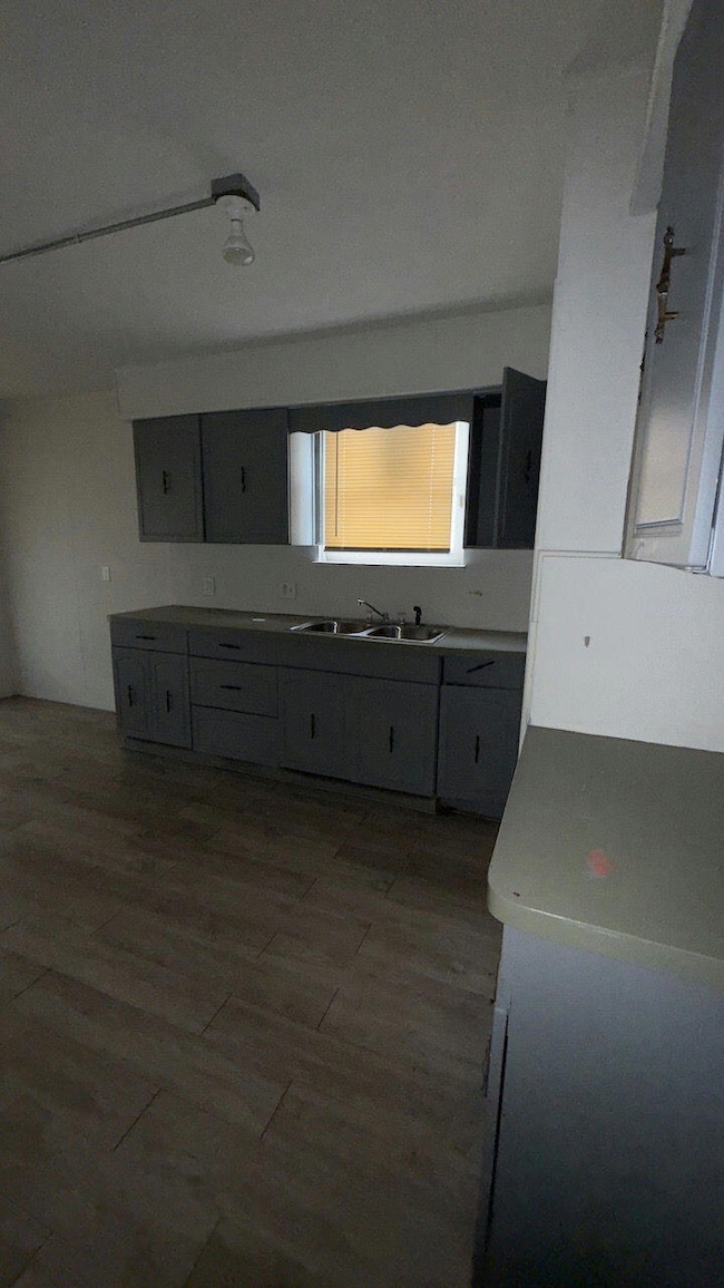 7269 Minock St, Detroit, MI 48228 - photo 7