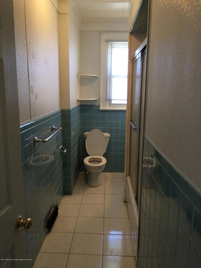 119 14th Ave unit Right Side, Belmar, NJ 07719 - photo 4