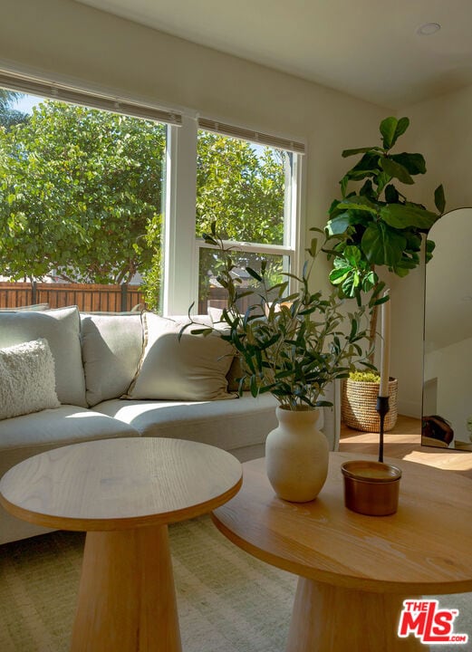 2046 S Burnside Ave, Los Angeles, CA 90016 - photo 3