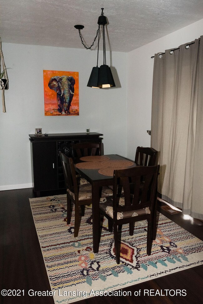 DinningRoom1