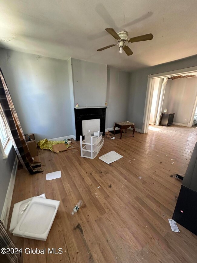 18 Crockett Ave, Troy, NY 12180 - photo 7