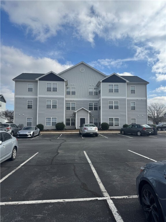 180 University Village Dr unit K, Central, SC 29630 - photo 3