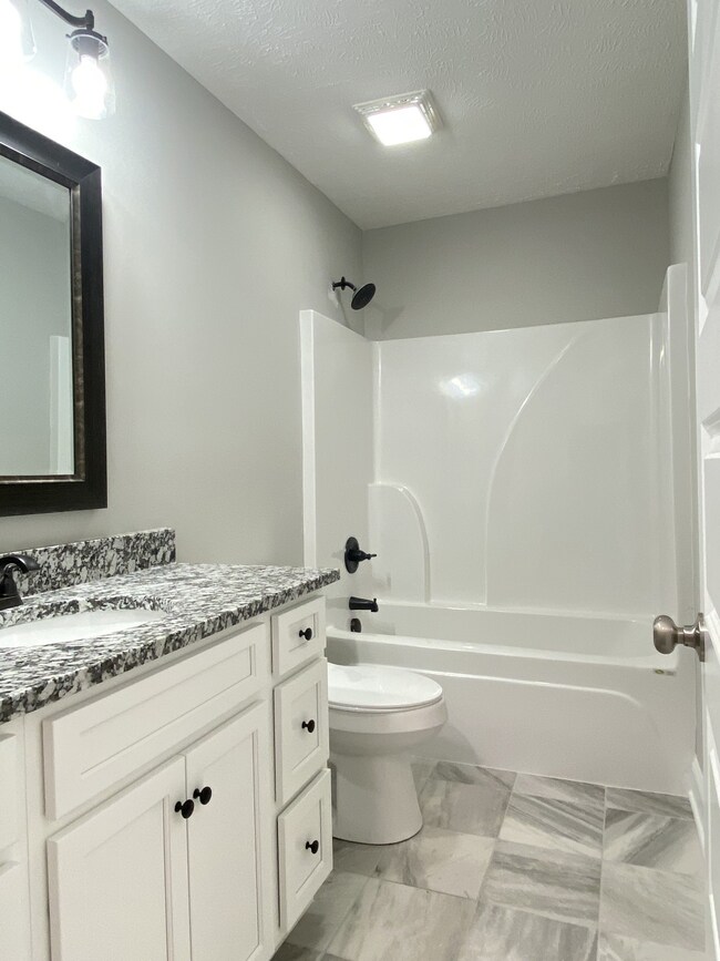 203 Graham Way, Shelbyville, TN 37160 - photo 6