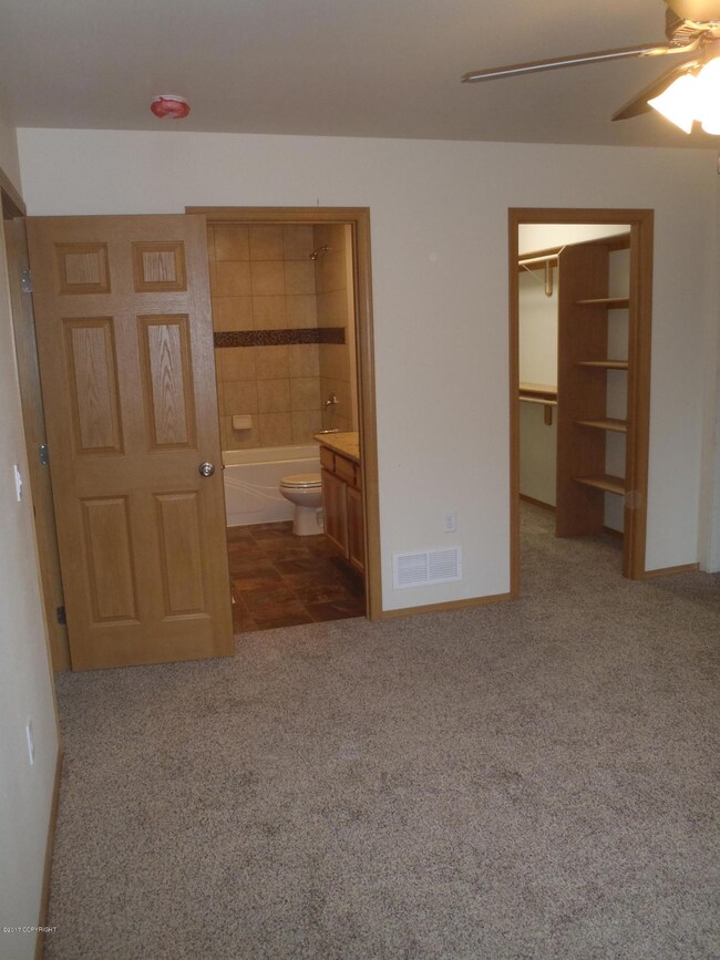 4935 W Mollies Cir unit 2, Wasilla, AK 99623 - photo 7