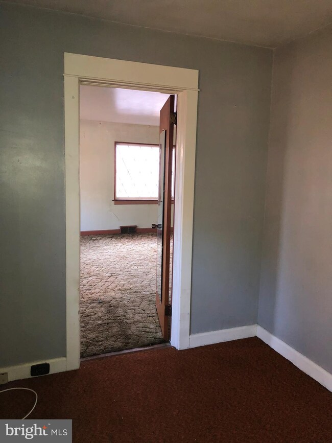 31 Harker Ave, Berlin, NJ 08009 - photo 6