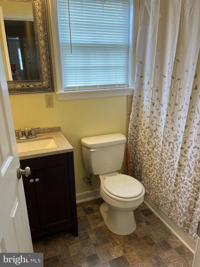 208 & 210 N Kent St, Winchester, VA 22601 - photo 6