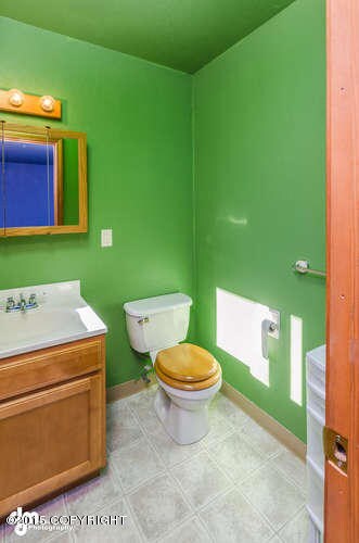 Master Half Bath