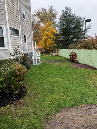 215 Market St, Rockland, MA 02370 - photo 3