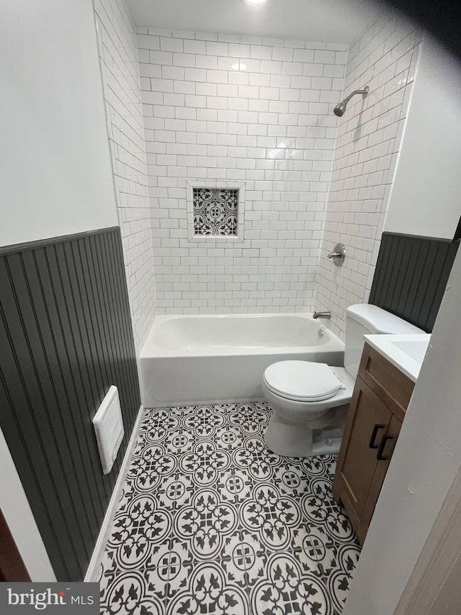 5320 Kershaw St unit 1ST FL, Philadelphia, PA 19131 - photo 3