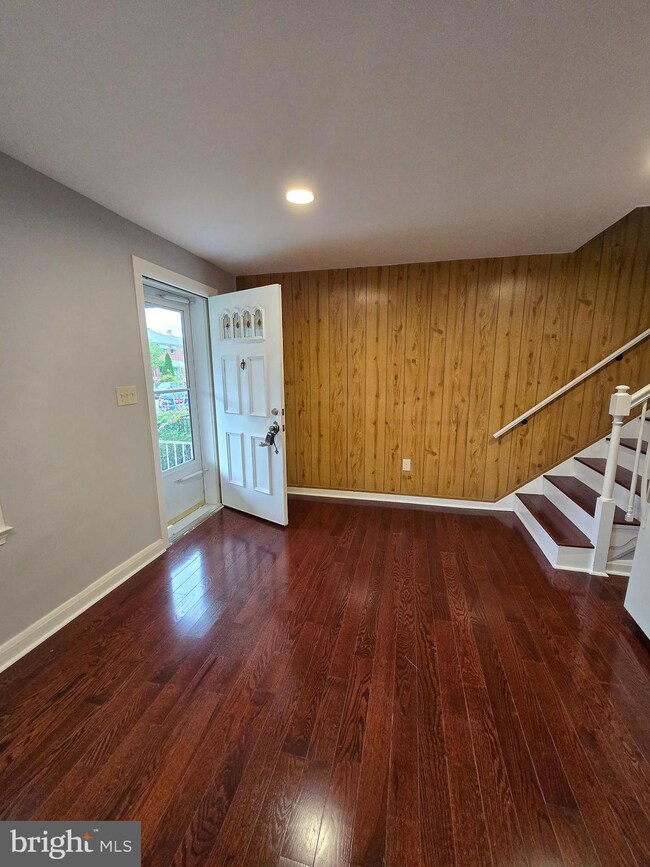 2116 Firethorn Rd, Middle River, MD 21220 - photo 4