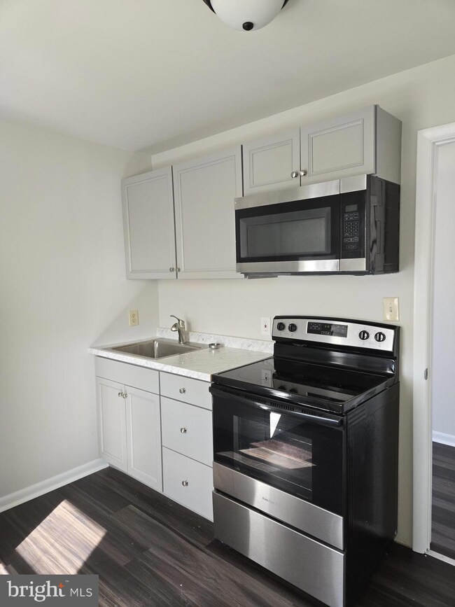 2103 Duncan Rd unit C, Wilmington, DE 19808 - photo 4