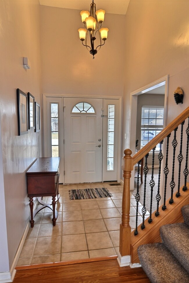 2612 Grosbeak Ln, West Lafayette, IN 47906 - photo 3