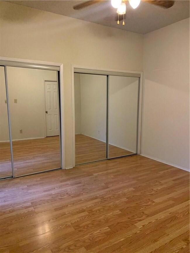 807 W 25th St unit 103, Austin, TX 78705 - photo 6